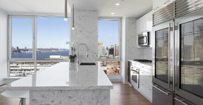 Mua căn hộ New York khuyến mại siêu xe